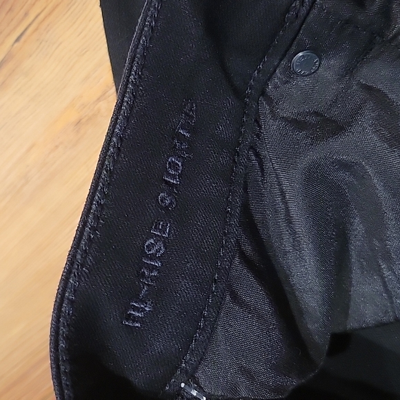 Nwot American eagle black Jean shorts - Picture 3 of 5